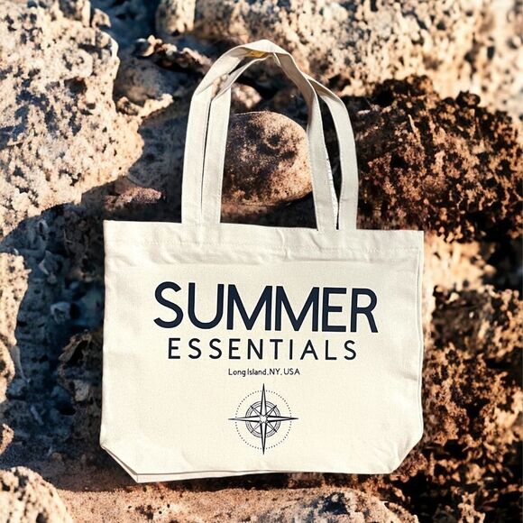 NWT Wool + Pepper Co. SUMMER ESSENTIALS zipper Tote Bag with Custom Location - Picture 2 of 9